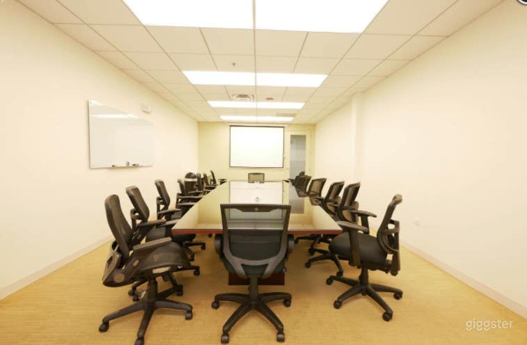 Handicap-Access Boardroom for 16 Photo 3