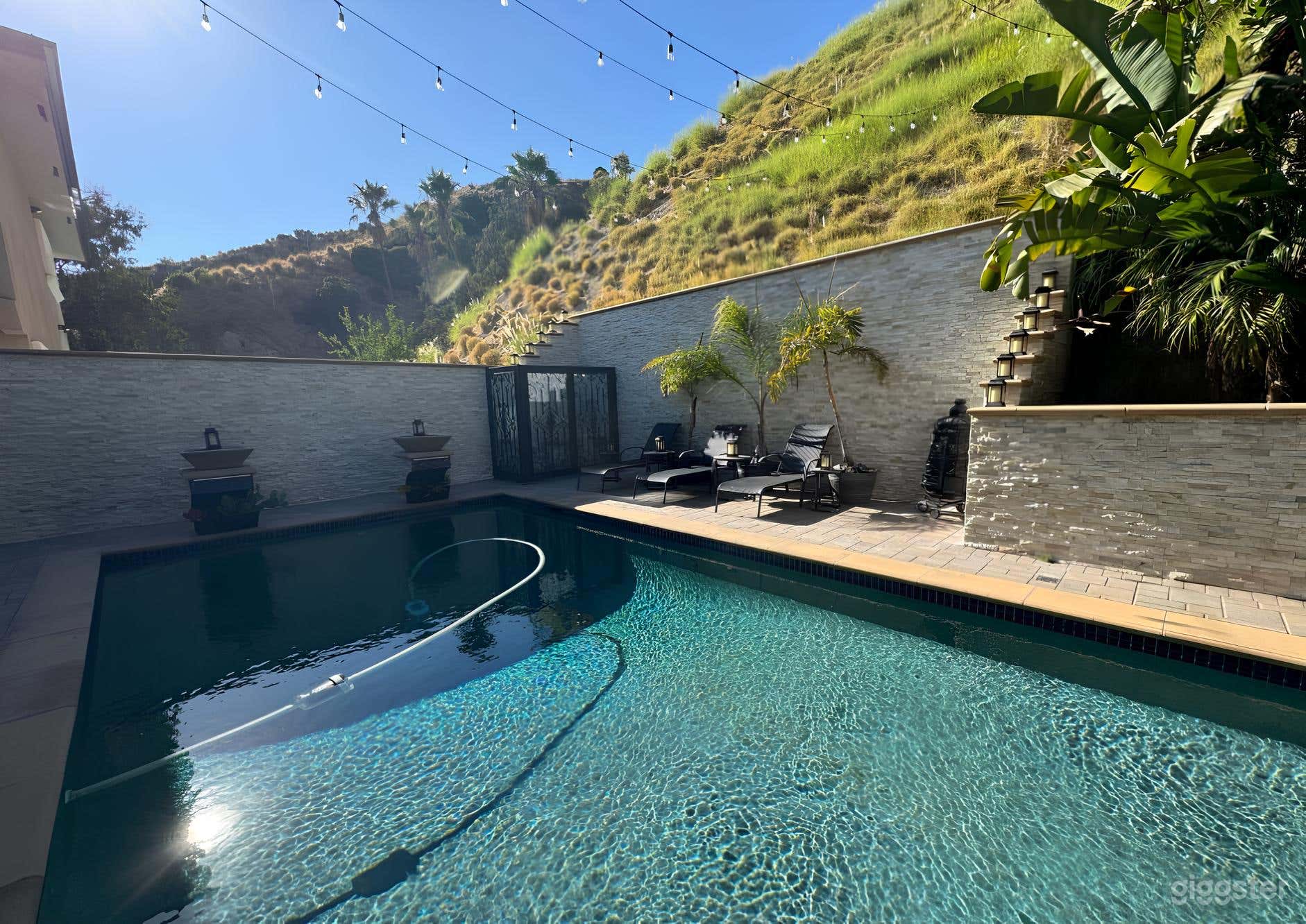 Amazing Pool with Mountain Views Photo 2