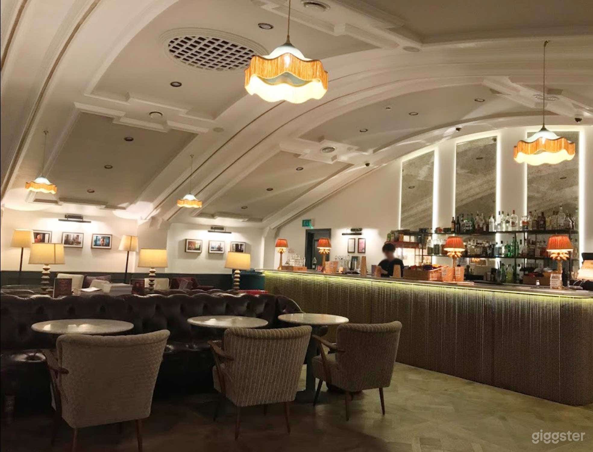 Fabulous Bar in London Photo 3
