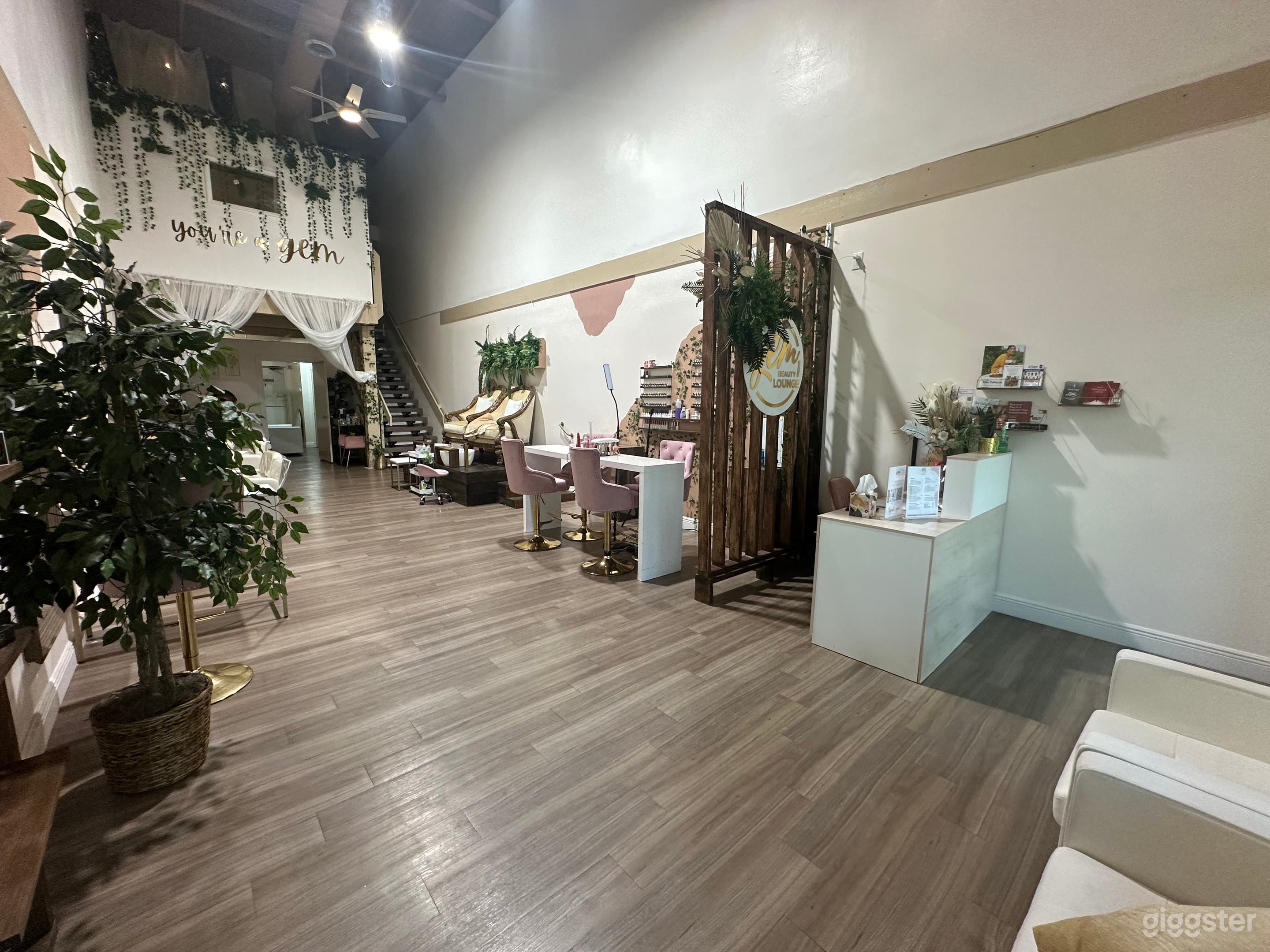 Gem Beauty Lounge Photo 2