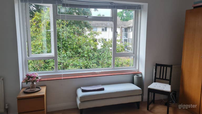  Production-Friendly 2-Bedroom Flat with Balcony 
