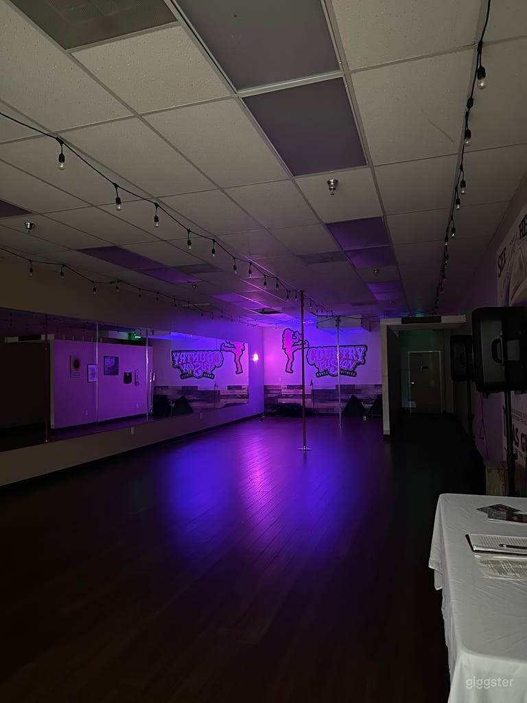  Country Fusion Headquarters 