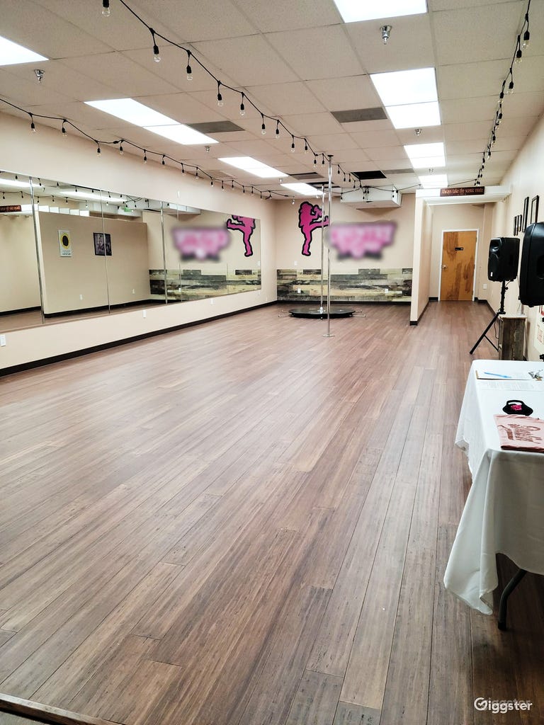  Country Fusion Headquarters 