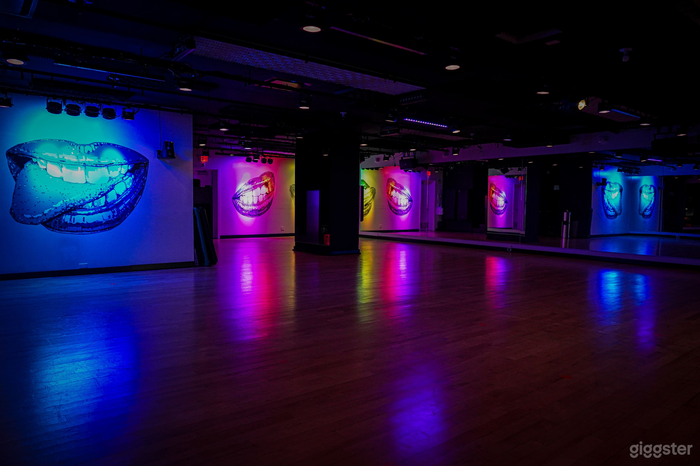 Large NYC Dance Studio w/ Light Show &amp; DJ Setup Photo 1