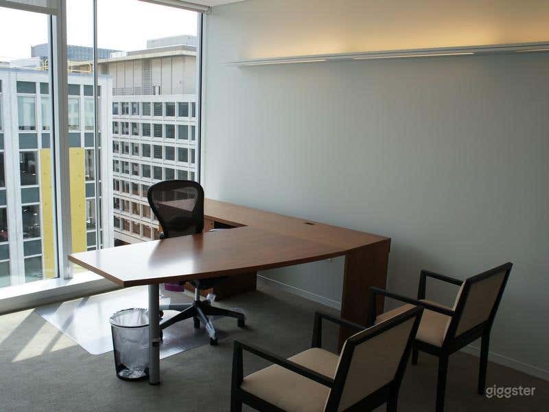 4th Floor Modern Office Space for 2-4 People  Photo 3