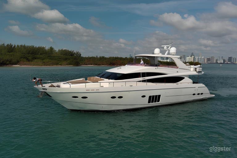  Yate Princesa 85" 