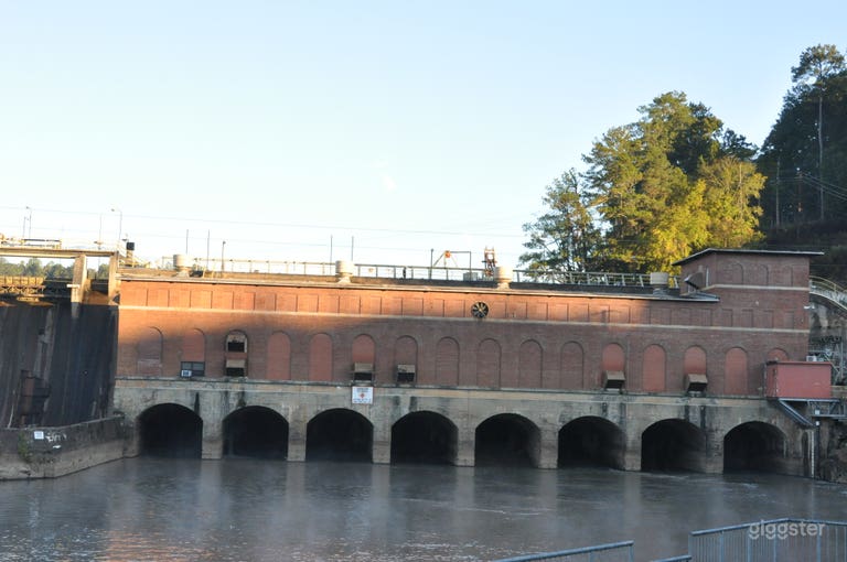  Hydroelectric Dam on the Tallulah River 