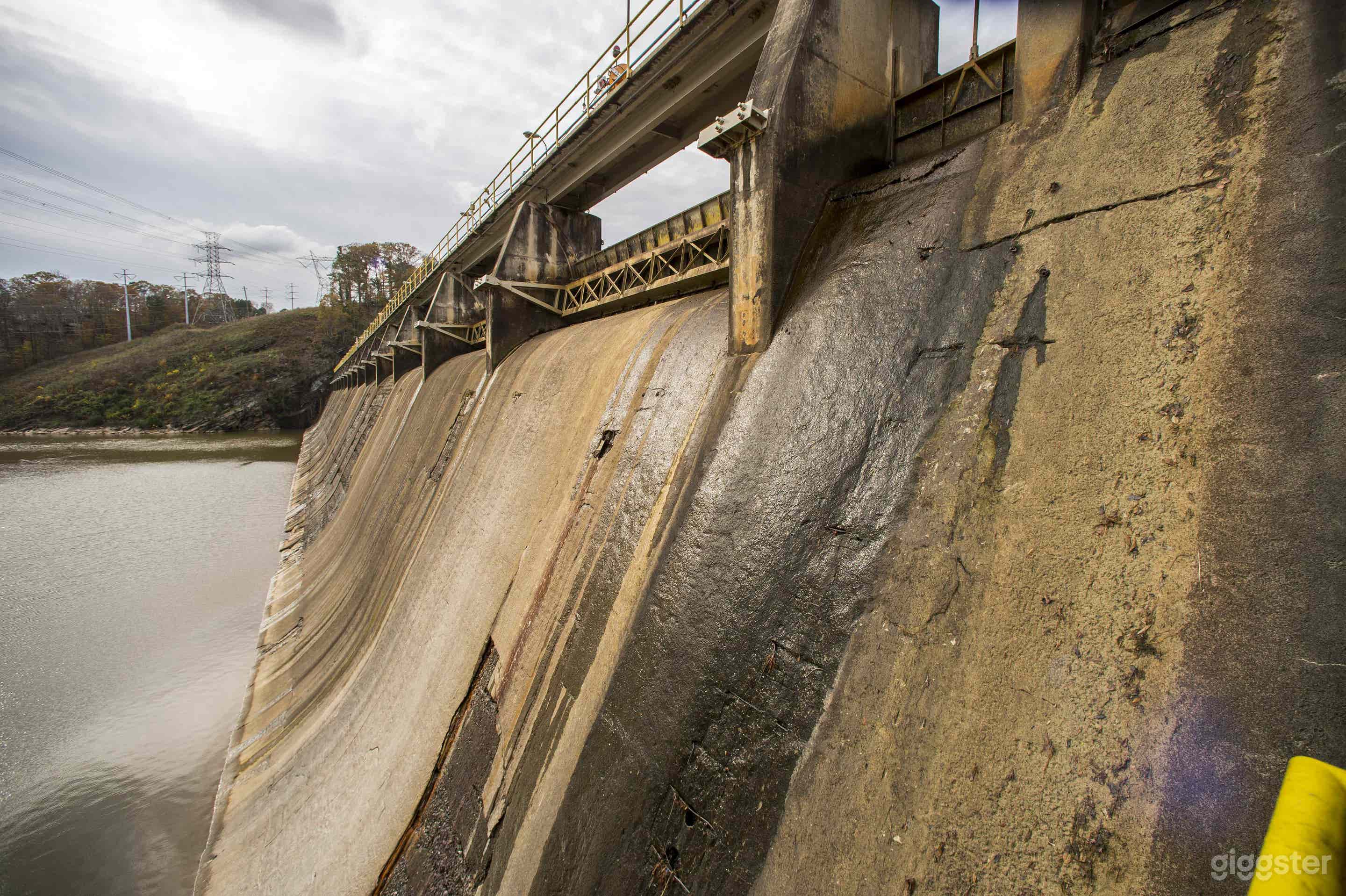 Hydroelectric Dam on the Tallulah River Photo 4