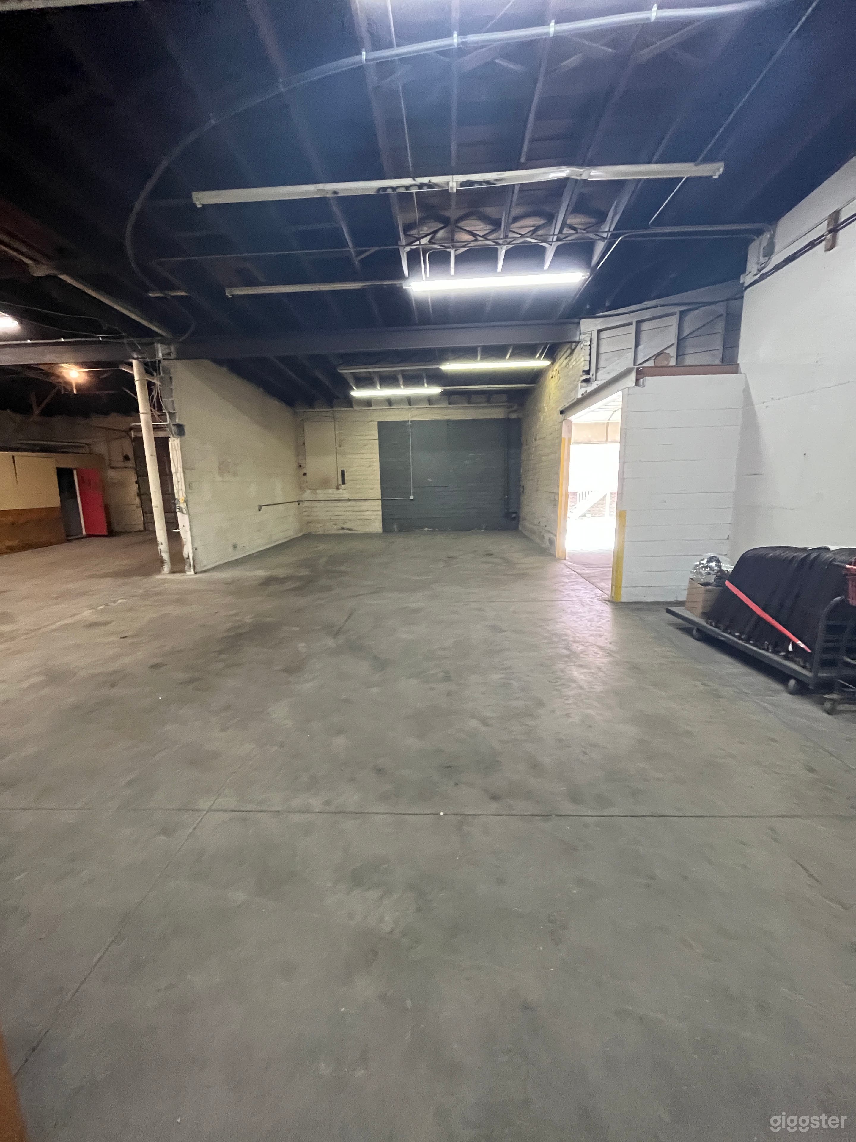 Large gathering space for up to 120 people Photo 4