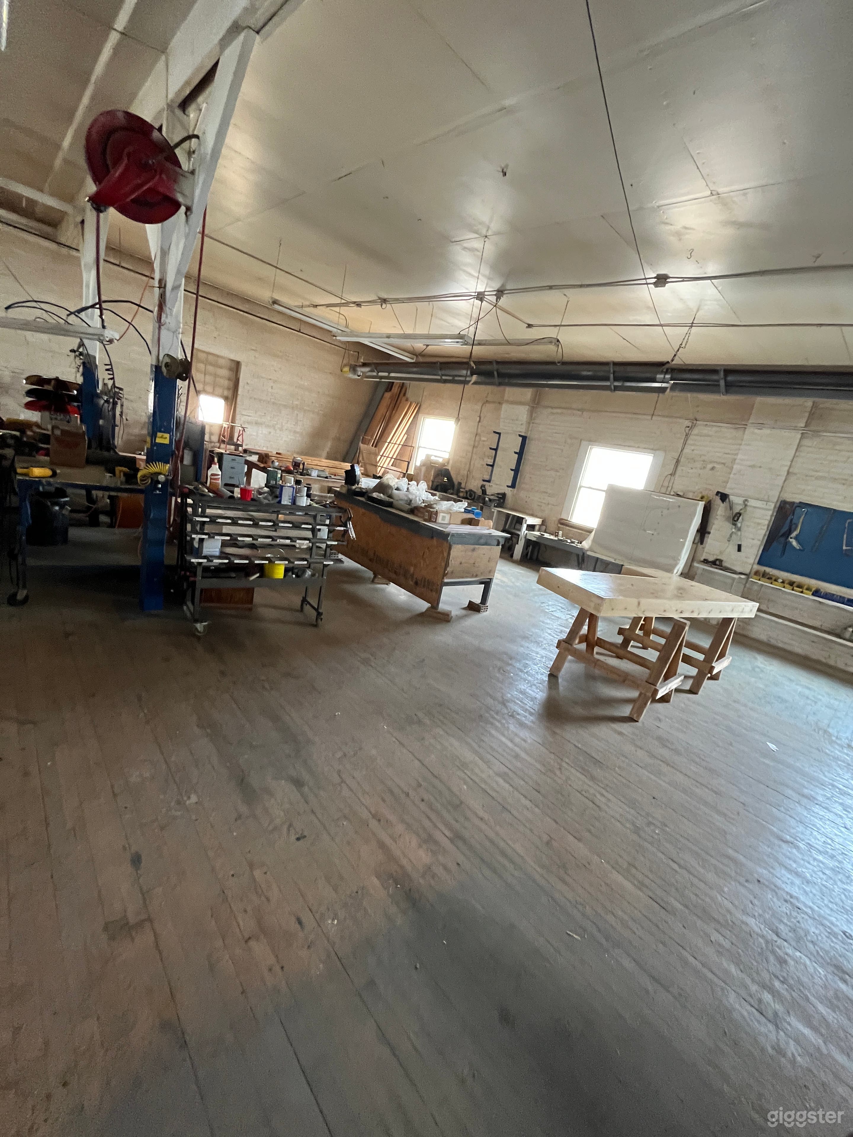 Large gathering space for up to 120 people Photo 2