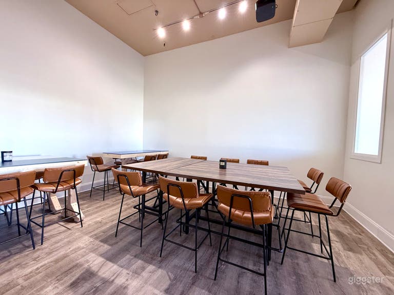  Meeting Room with High Ceilings 