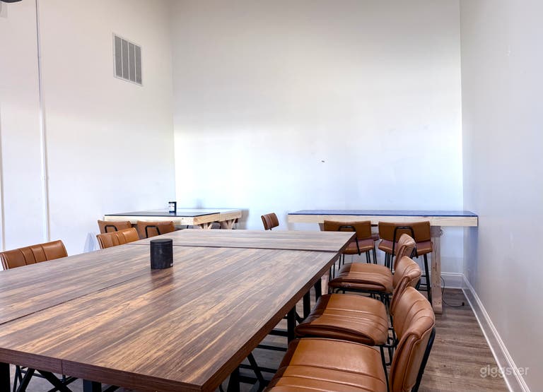  Meeting Room with High Ceilings 