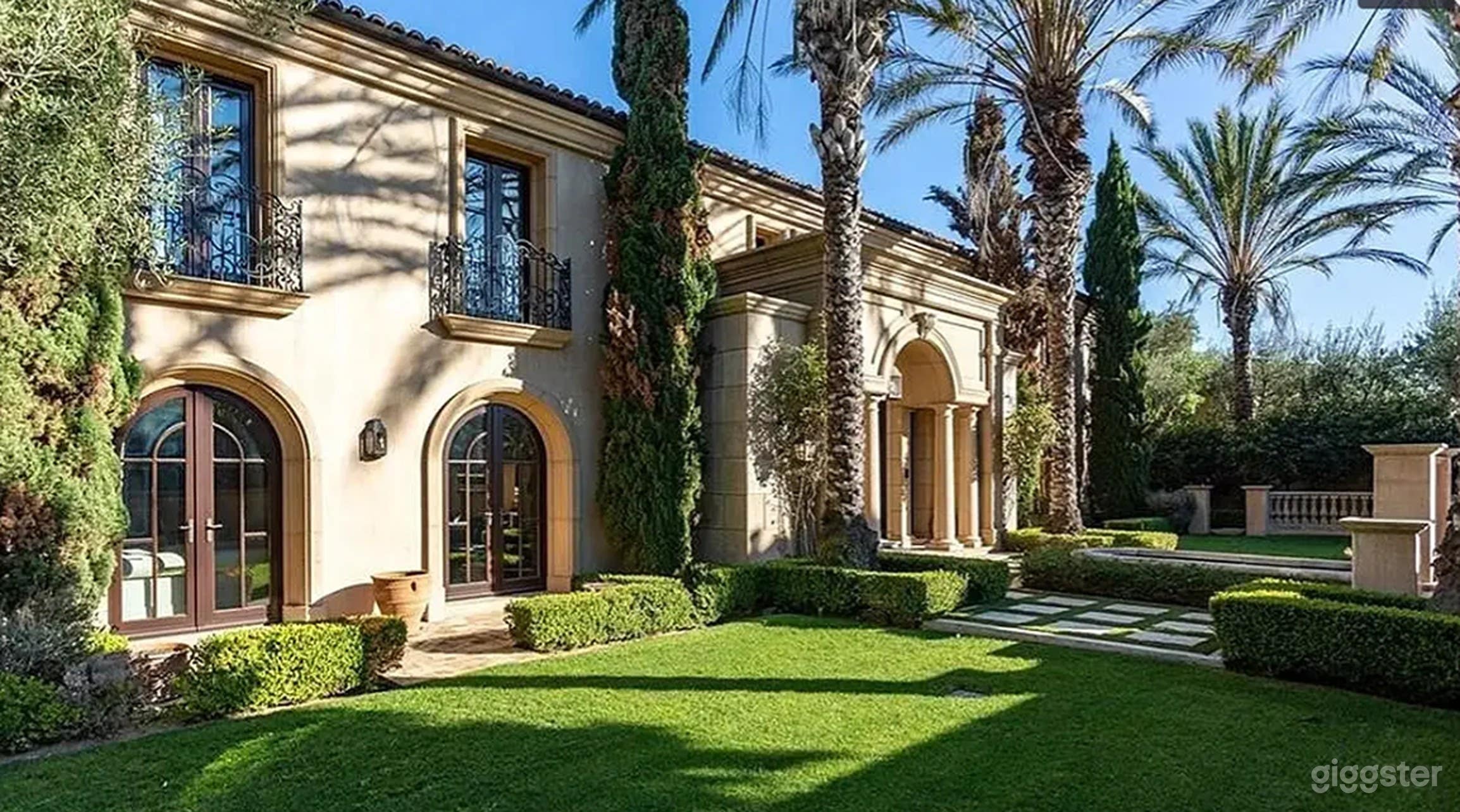 Newly Renovated Home-Only Rental with Ocean Views Photo 1