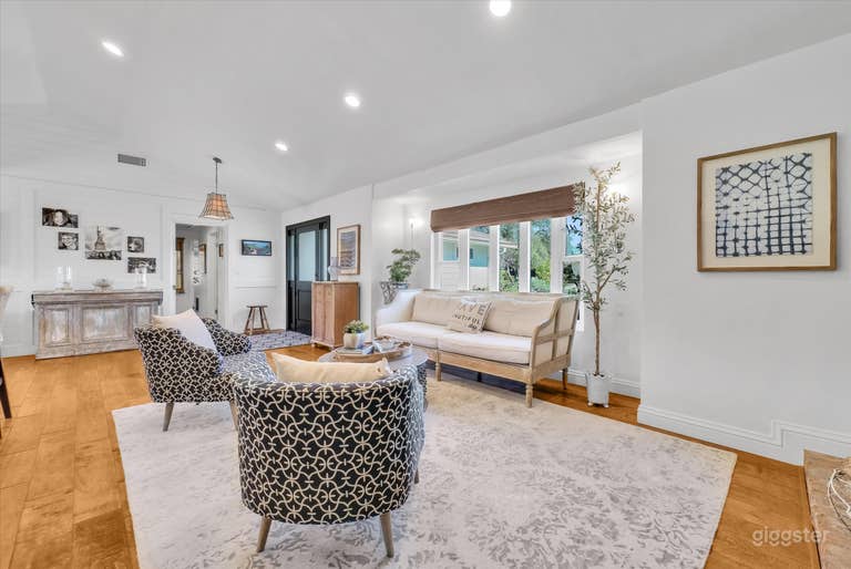  Cozy, Sunny, Spacious Remodeled North Tustin 