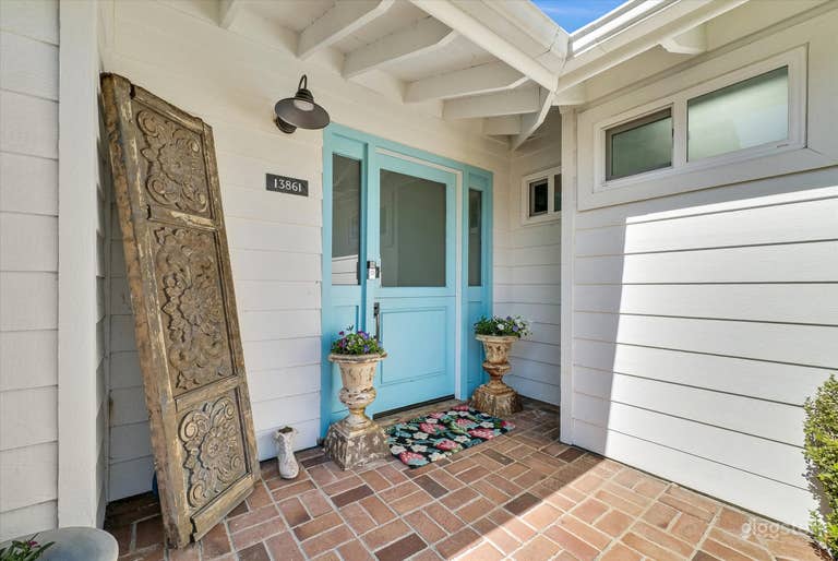  Cozy, Sunny, Spacious Remodeled North Tustin 
