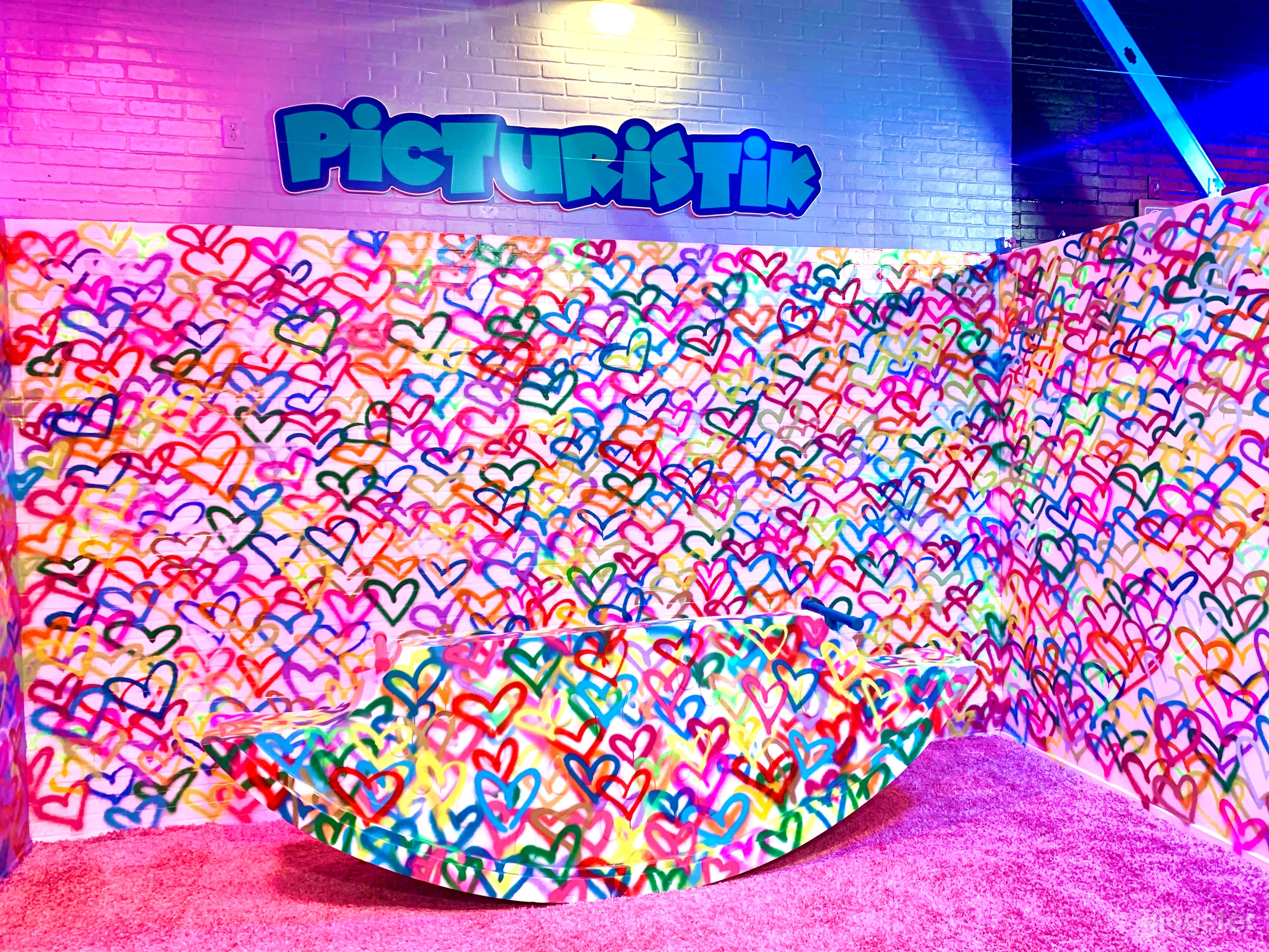 Walk Through Multi-Sensory Photography Space Photo 4