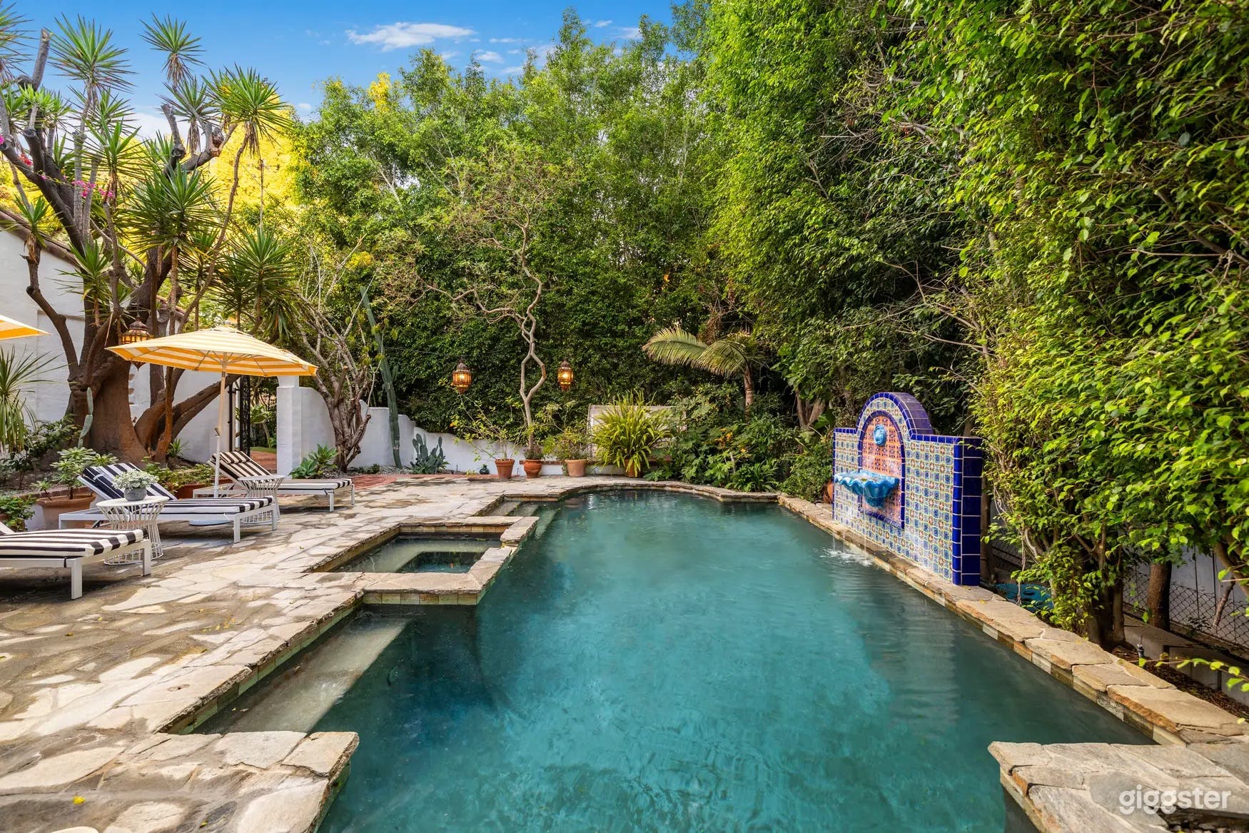 SECLUDED SPANISH LAGOON-STYLE POOL Photo 4