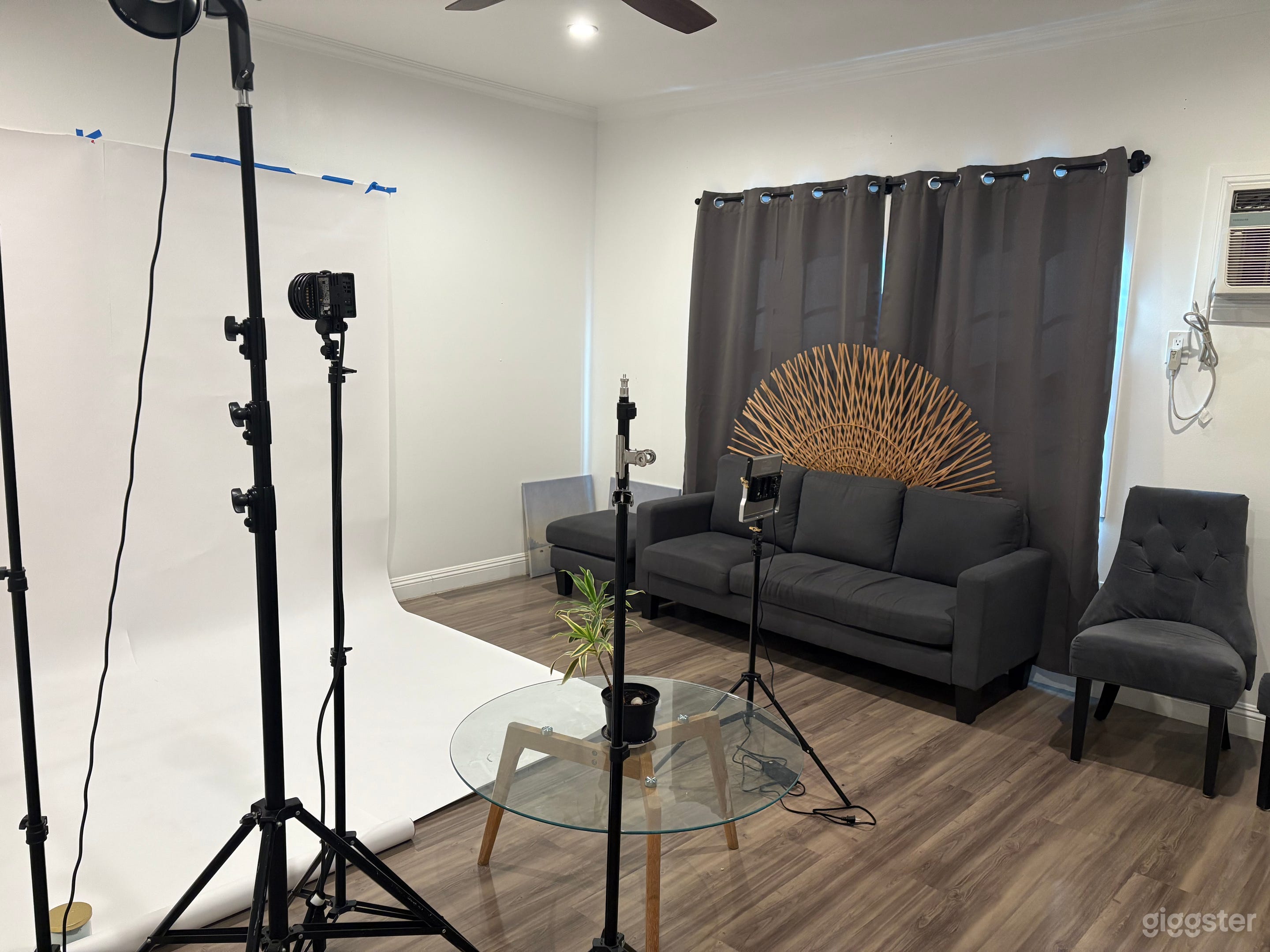 Hollywood Photo Studio Photo 2