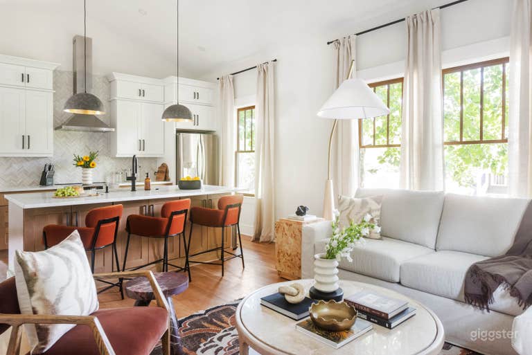  Elevated Escape: New Designer Hideaway 