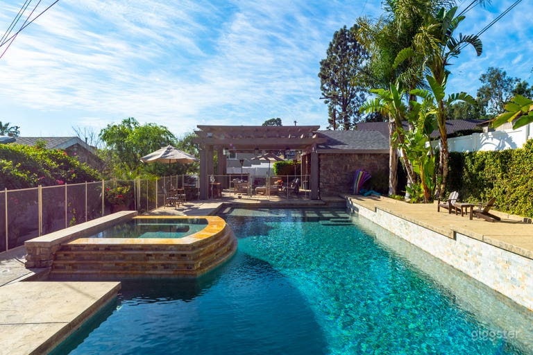  Pool area, no swimming due to insurance 