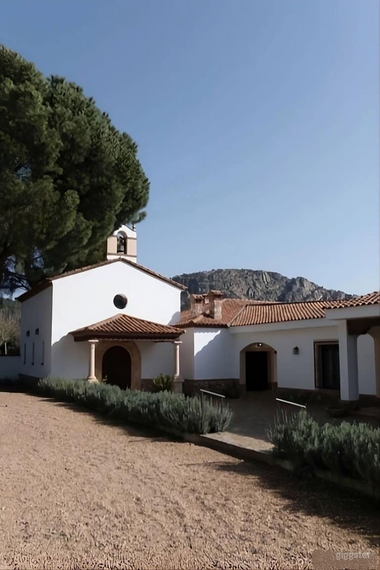  Finca privada de estilo español con vistas al lago, la fauna 