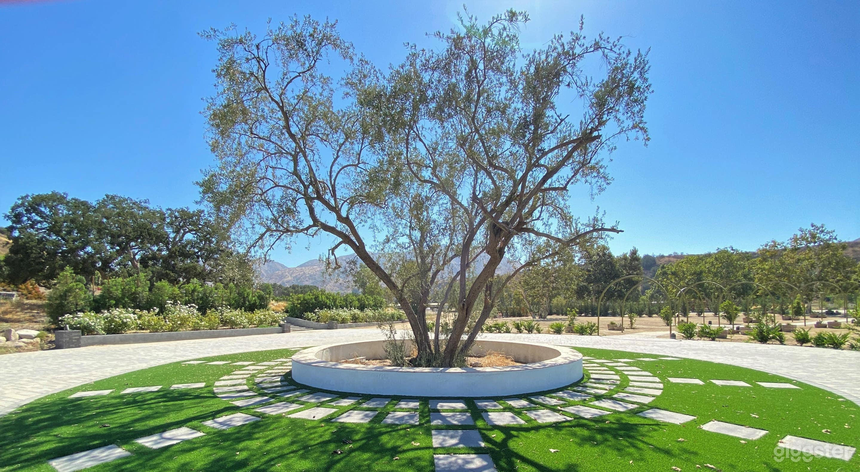 Outdoor Venue on Ranch Los Angeles Sylmar Photo 1