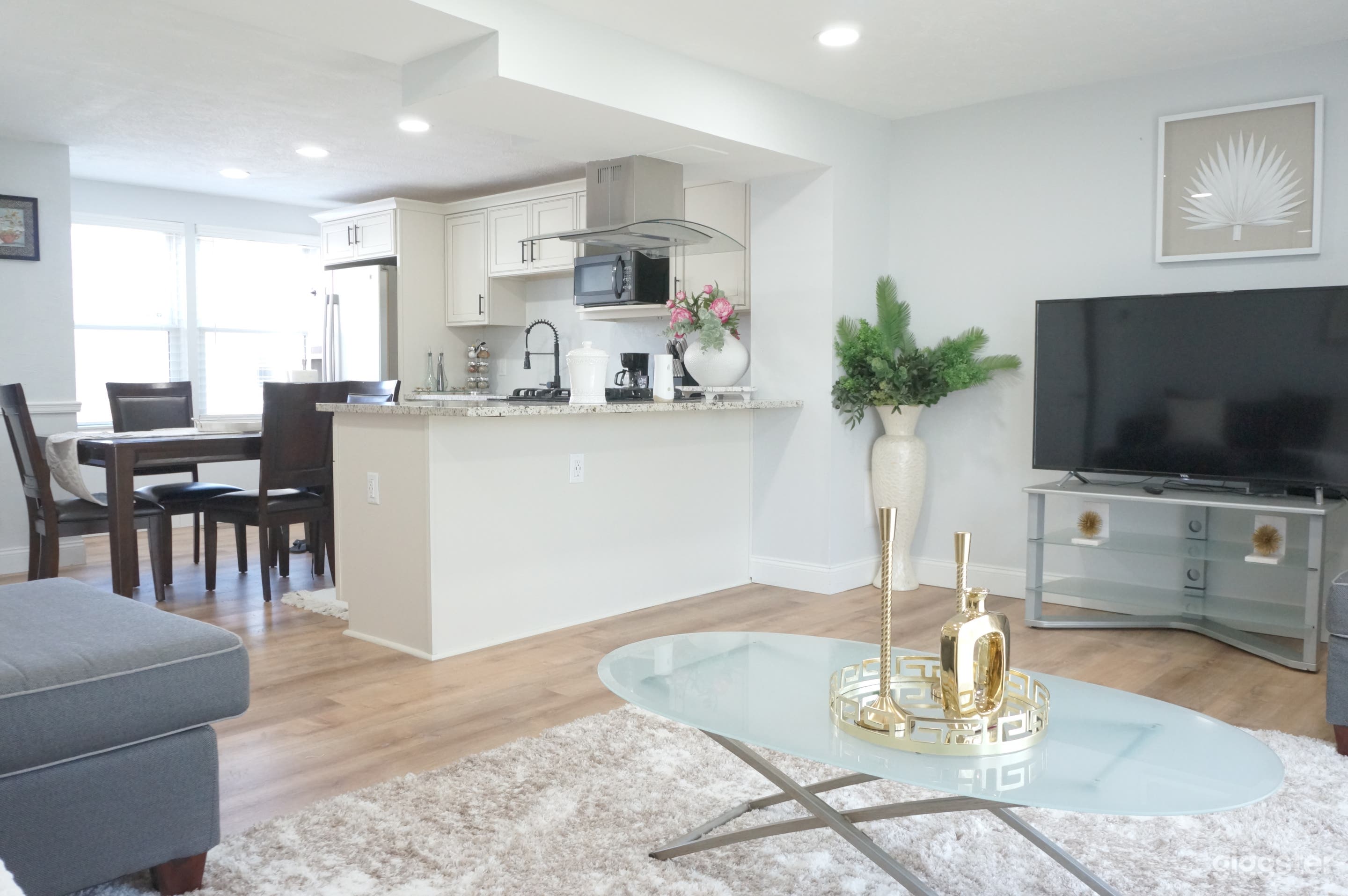 Contemporary Townhome in City Life - East Liberty Photo 2