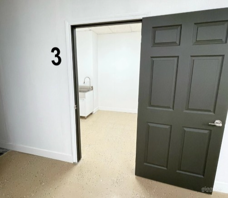  Modern Medical Treatment Room 