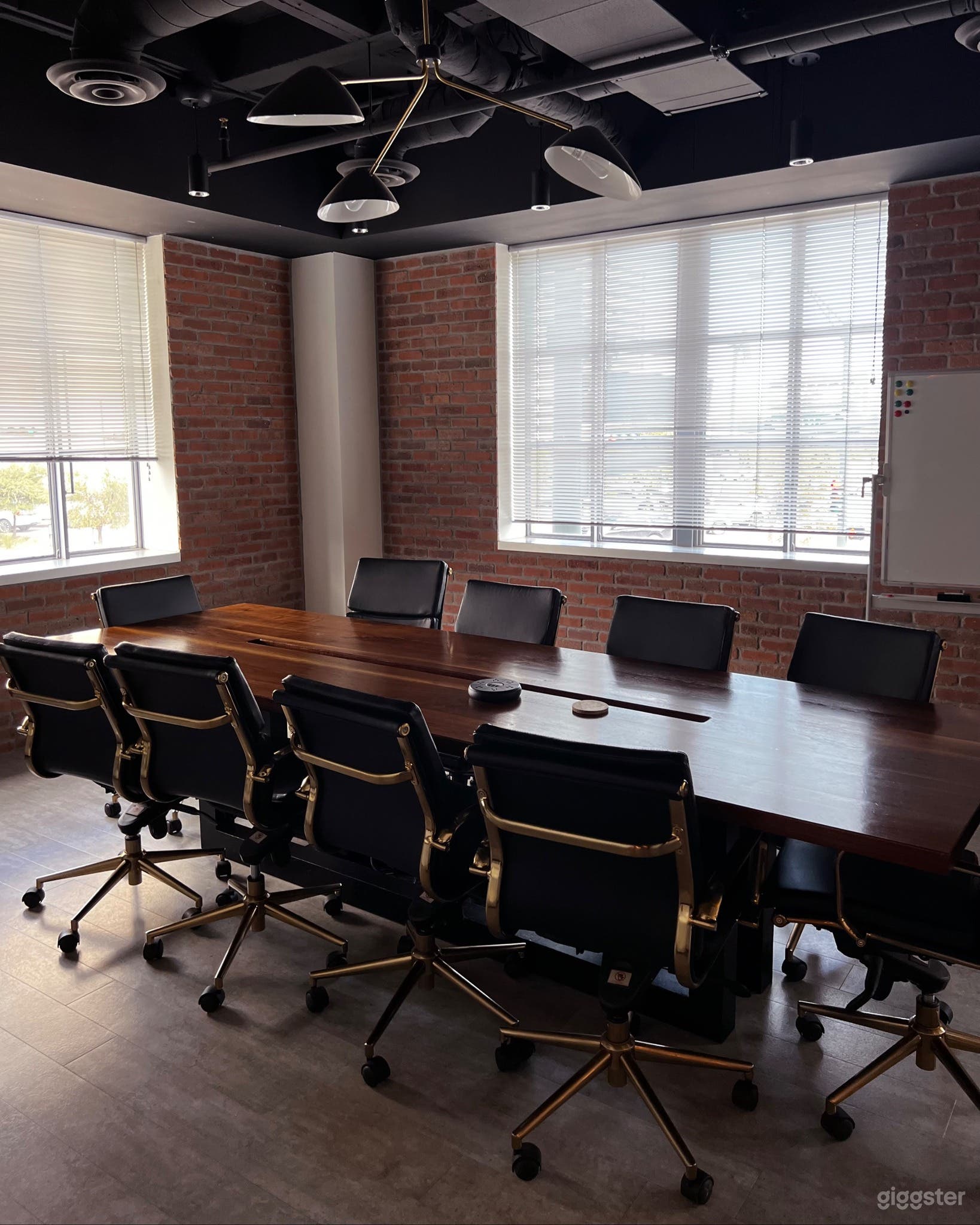 Executive A - Meeting Room (up to 10 people) Photo 2