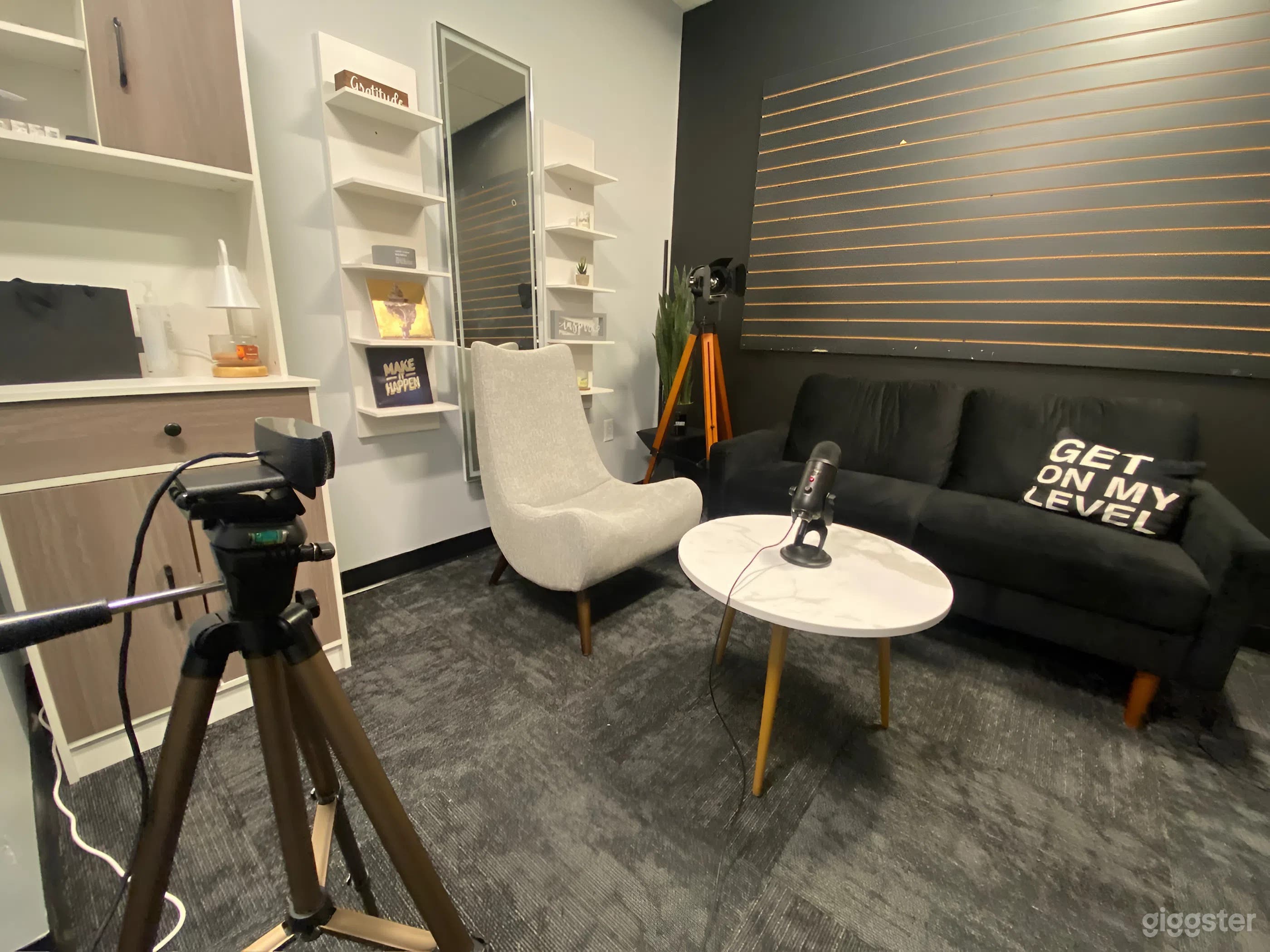 Custom Studio Lounge (Podcast Studio) Photo 2