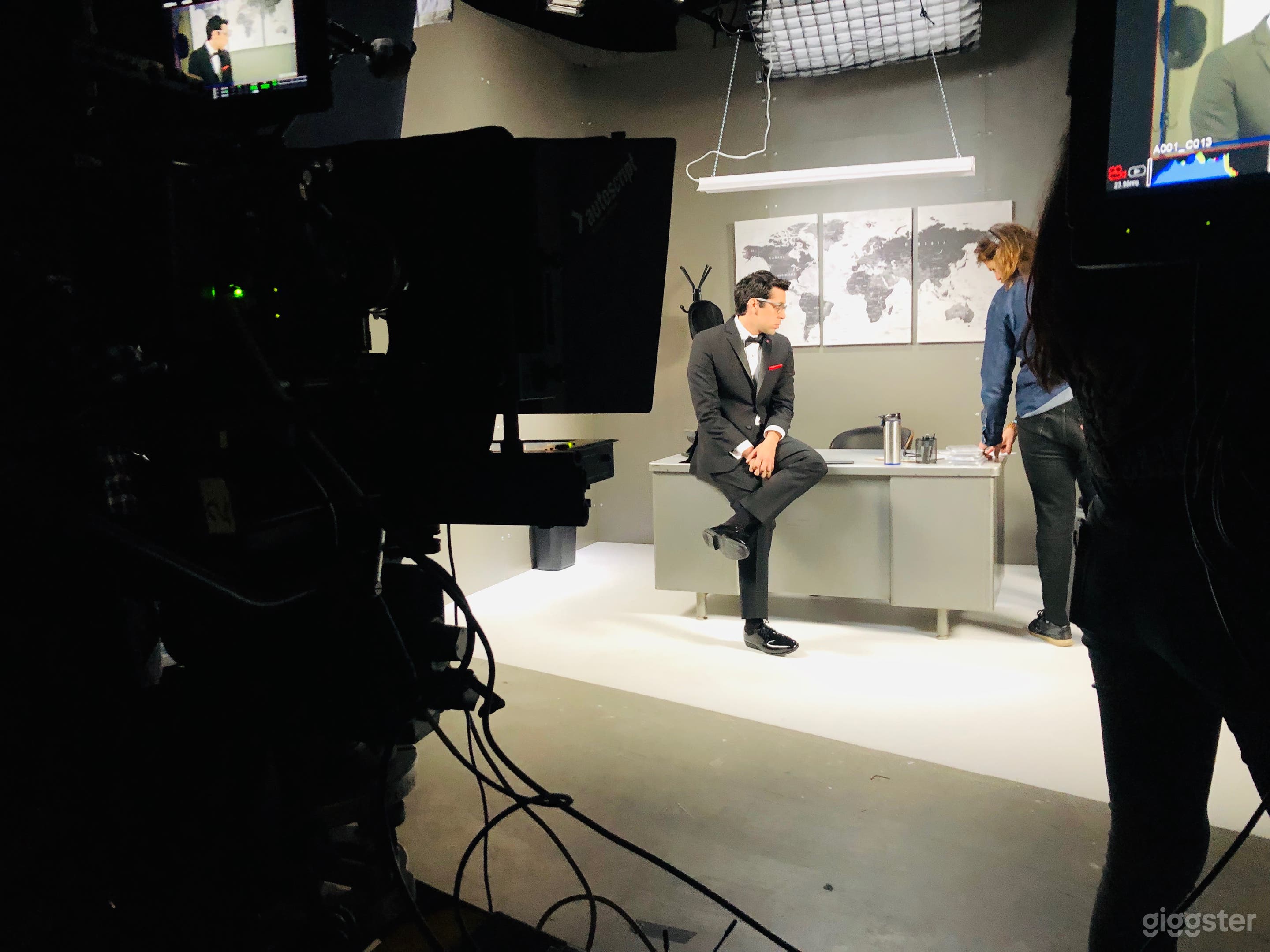 Sound Stage Green Screen Cyc Rental Photo 3