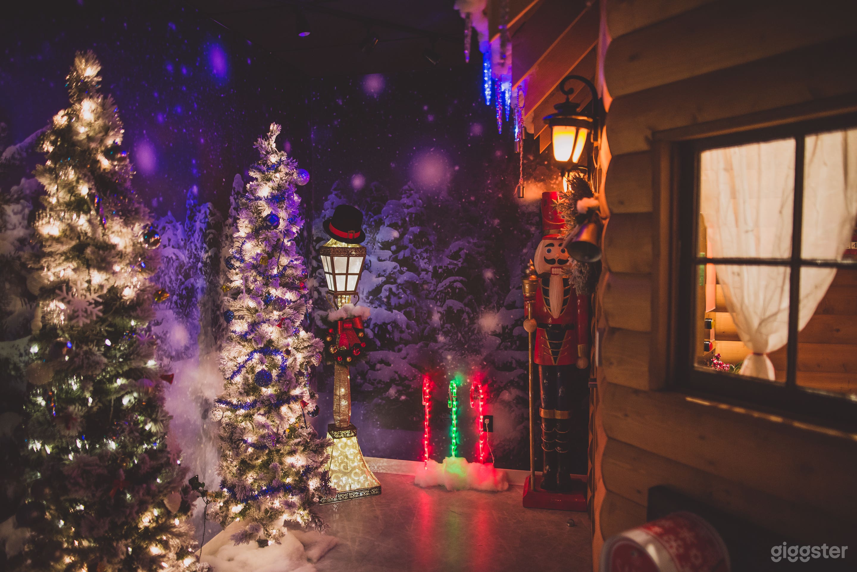 Santa's Workshop - Room 1 (currently in construction for new theme - Enchanted Forest) 