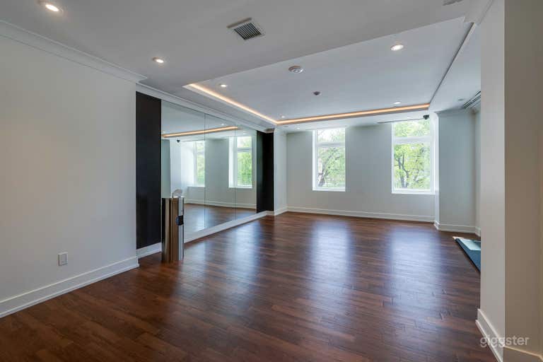  Open Yoga Studio 