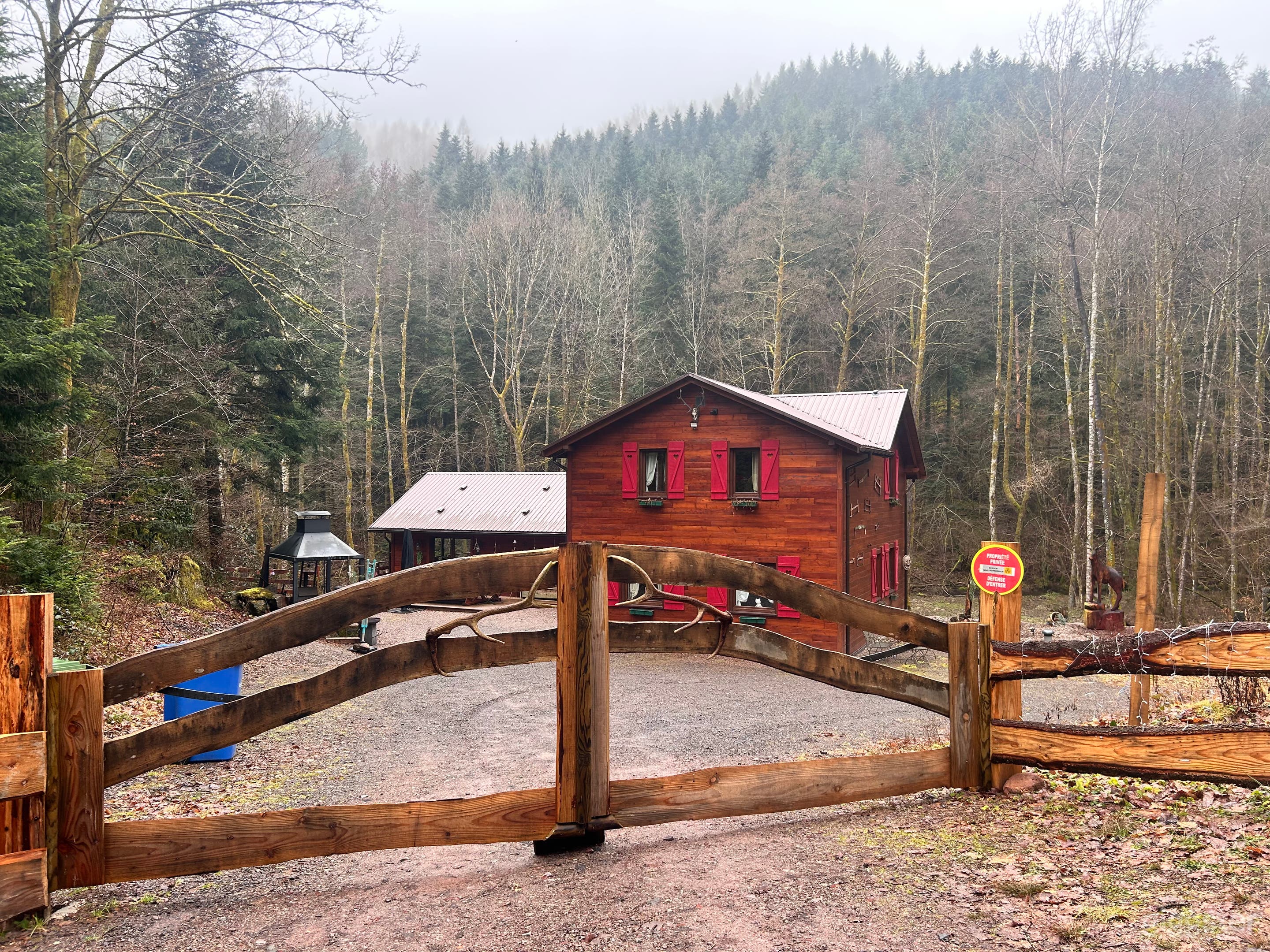 Photo de Une ancienne scierie rénovée chalet 2