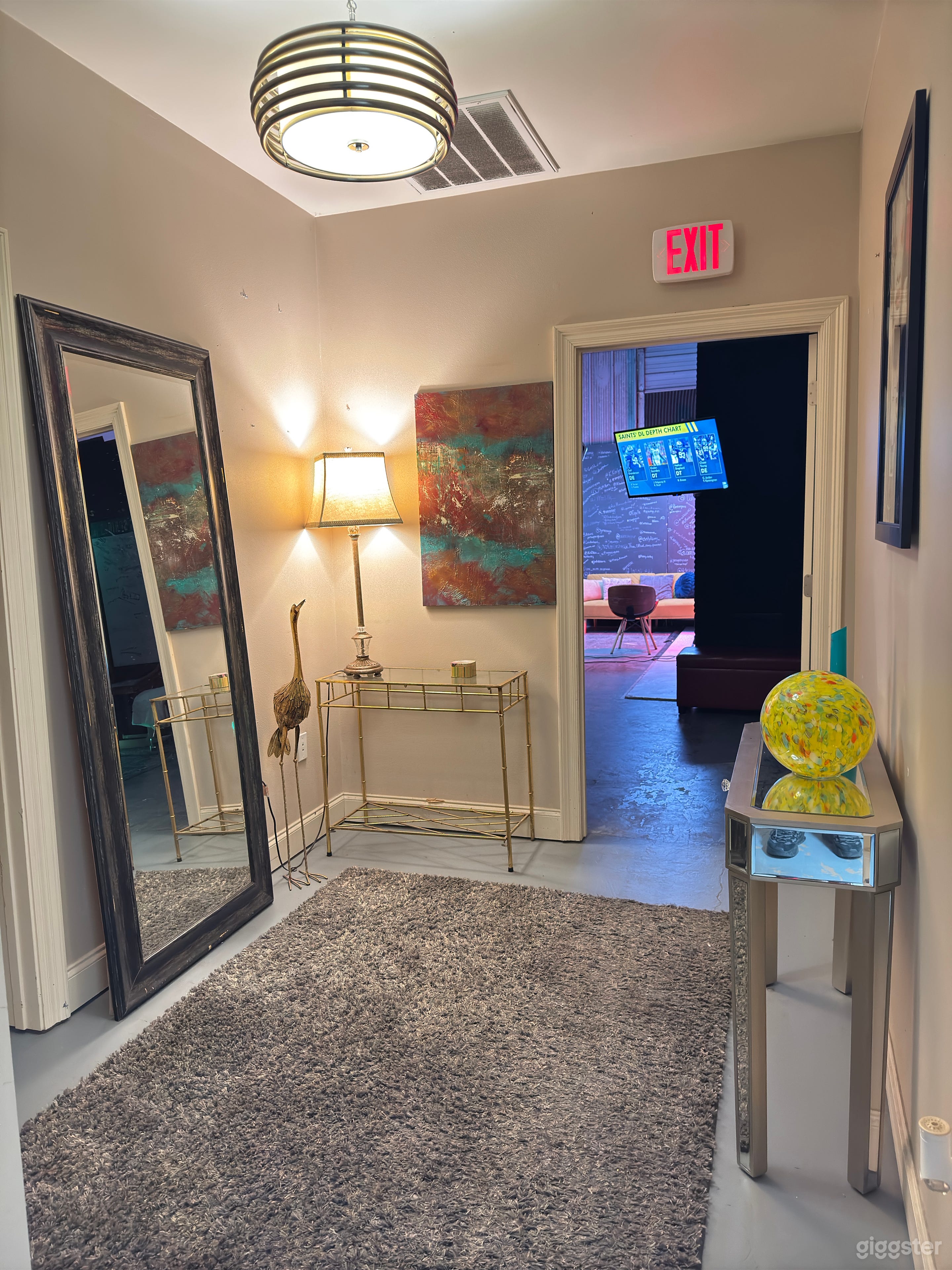 A Vibrant Mid-City Space For Creatives Photo 4