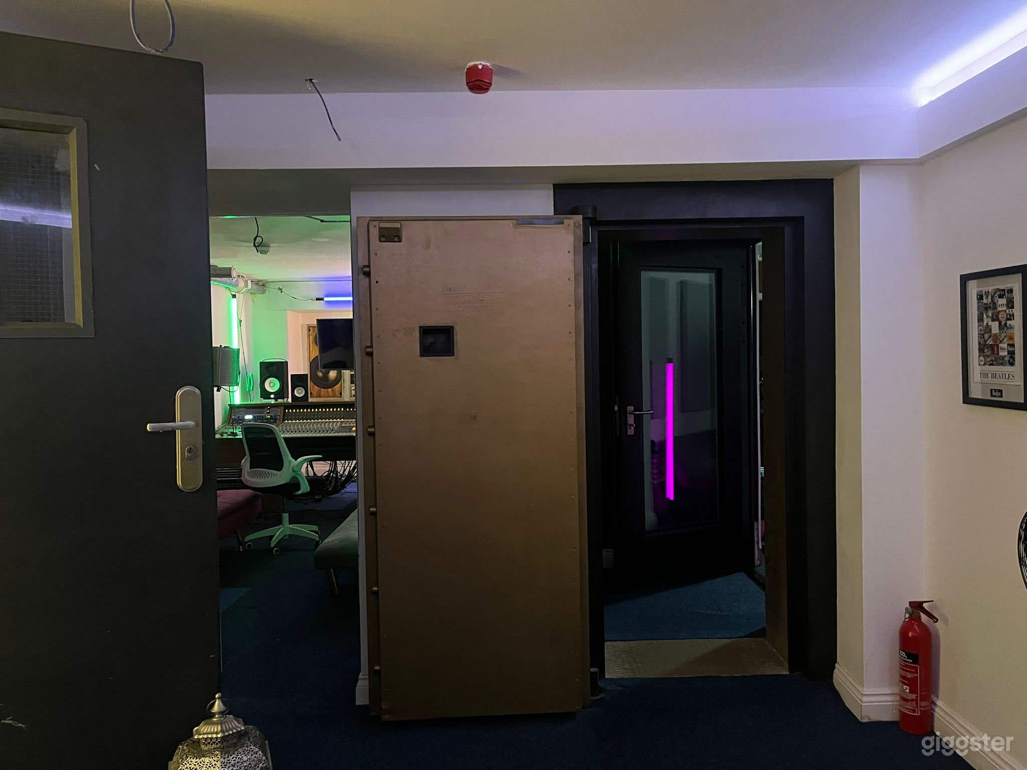 Renovated Recording and Content Studio Photo 3