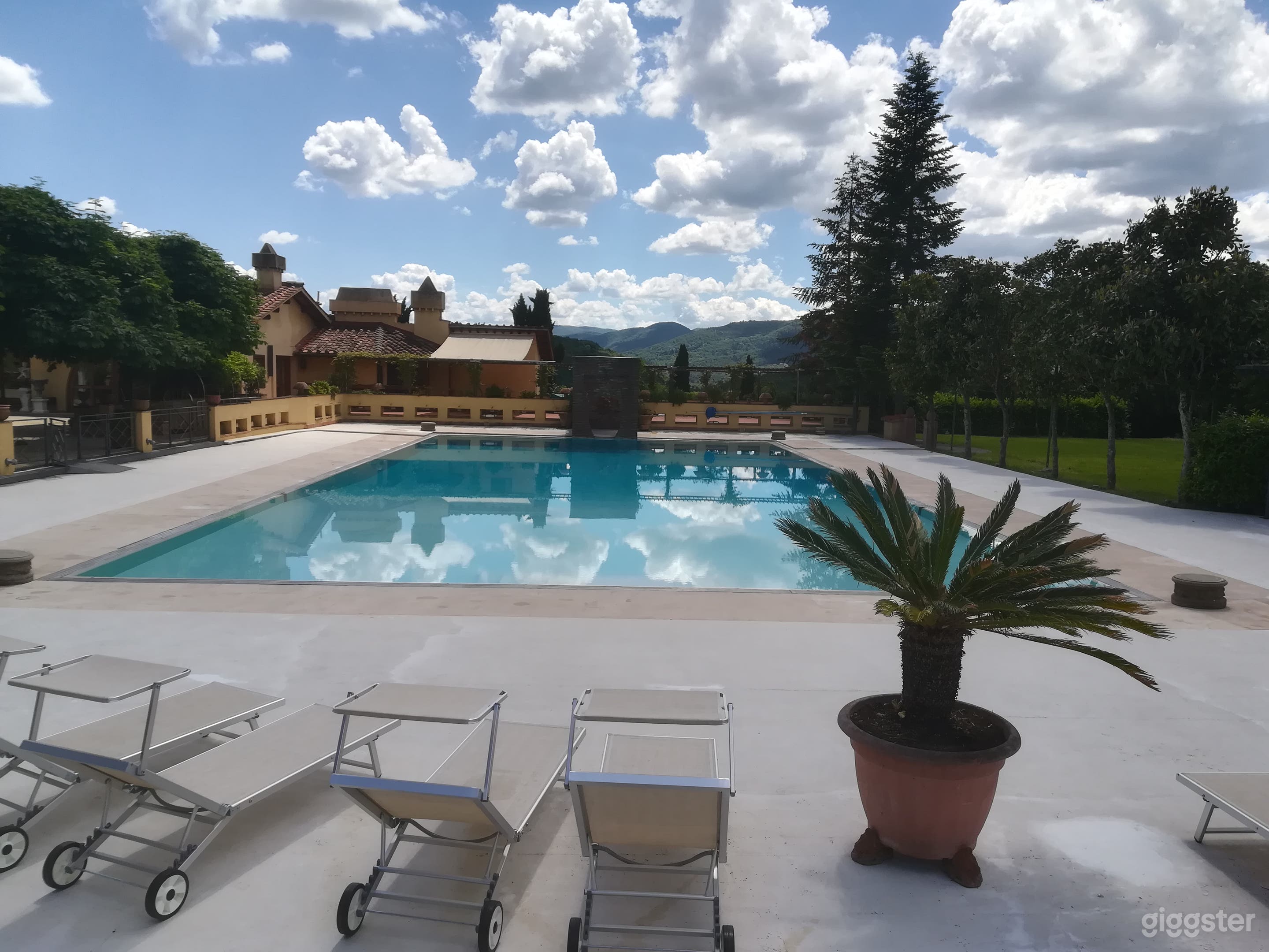 Foto di Villa a Firenze nel Chianti: Lusso - Piscina - Spazio Esterno 2