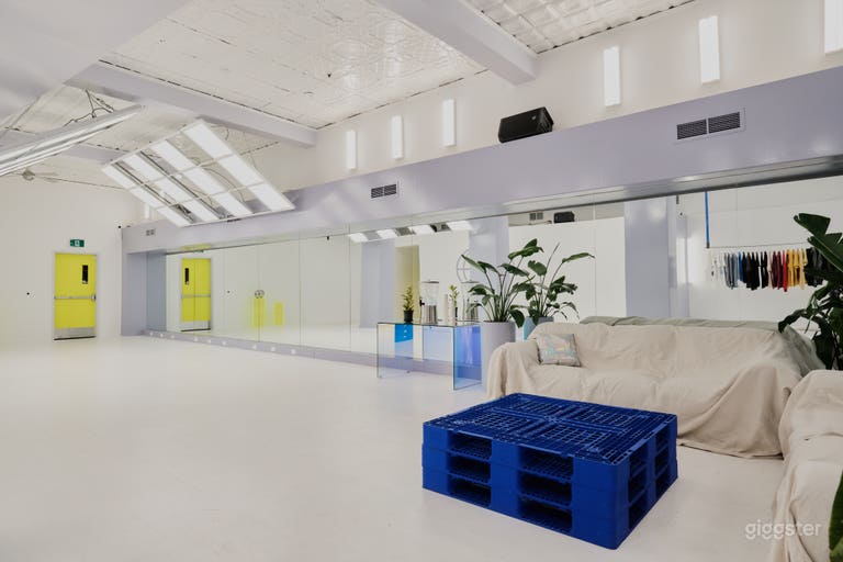  Velours Studio // Espacio Industrial de Alta Gama 