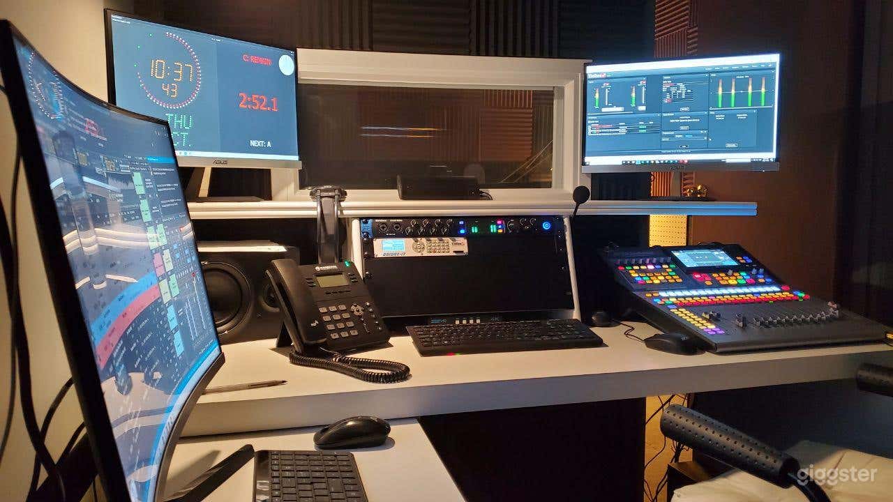 Audio/Podcast Recording Studio Photo 2