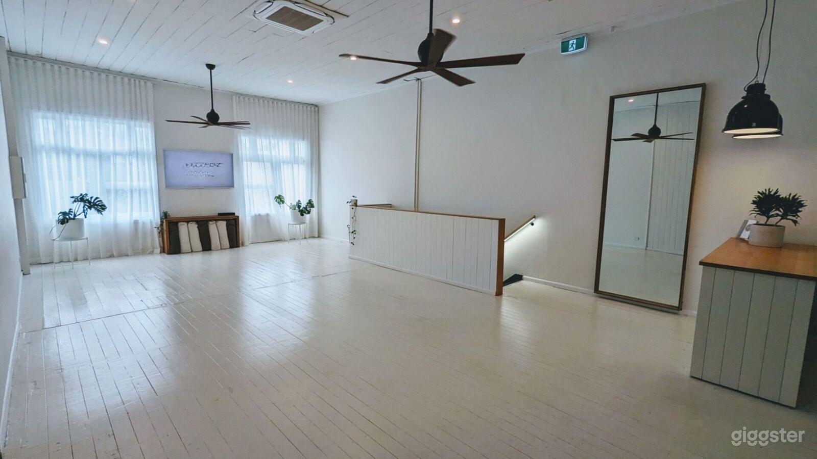 Light filled 1st floor Studio in Balmain, Sydney. Photo 1