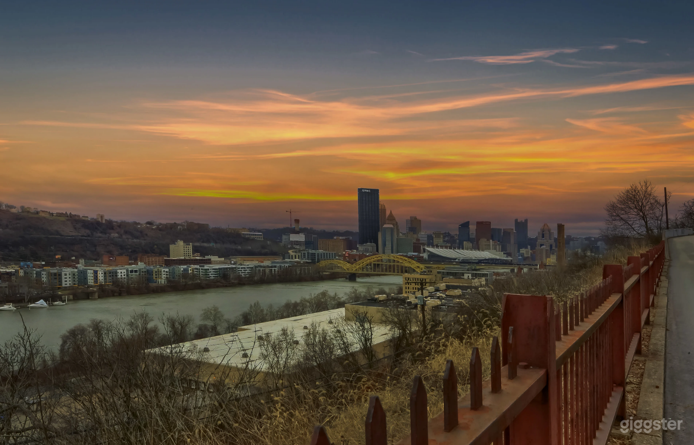 A Stylish Hub in Troy Hill Photo 3