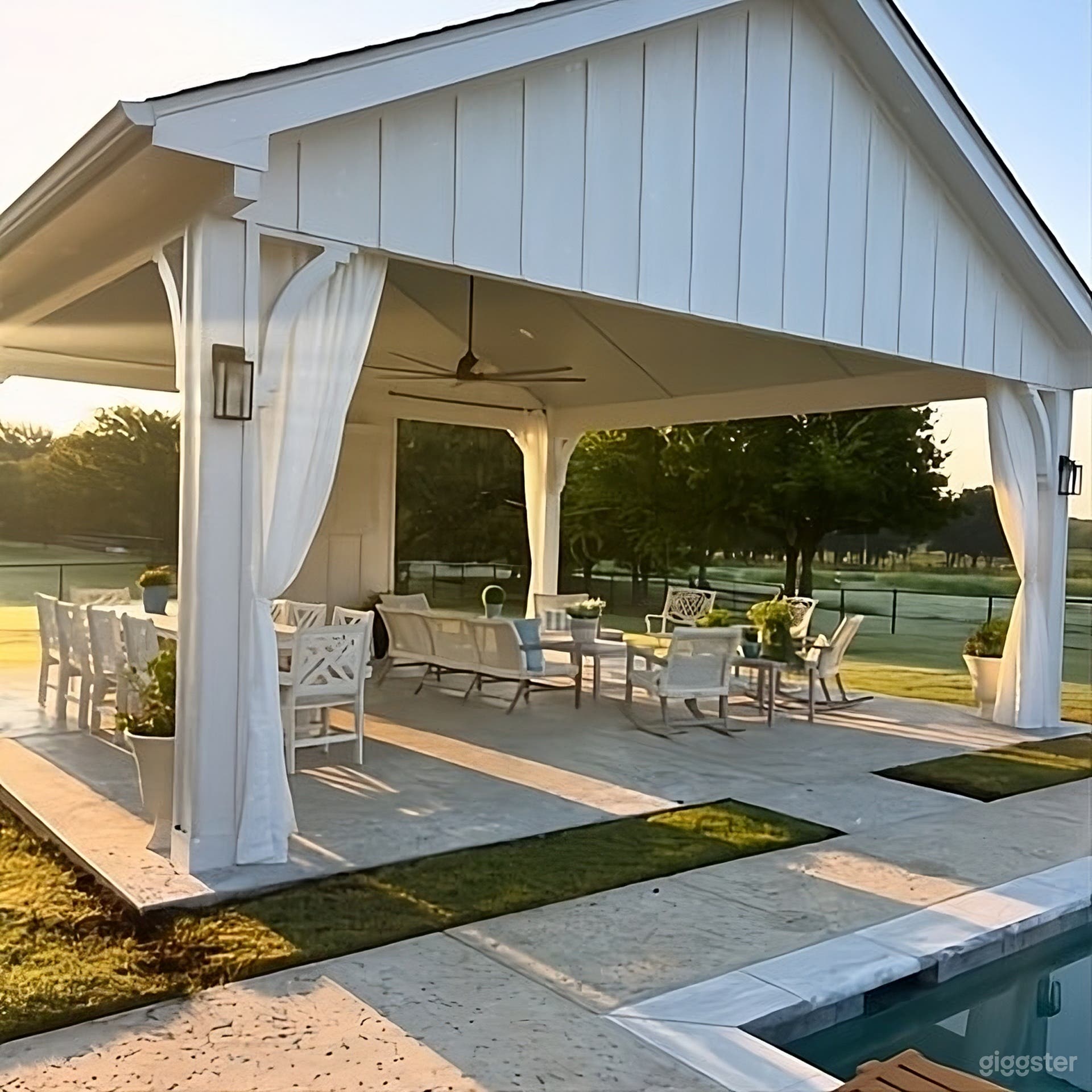 Ultimate Expansive Luxurious Backyard Photo 1