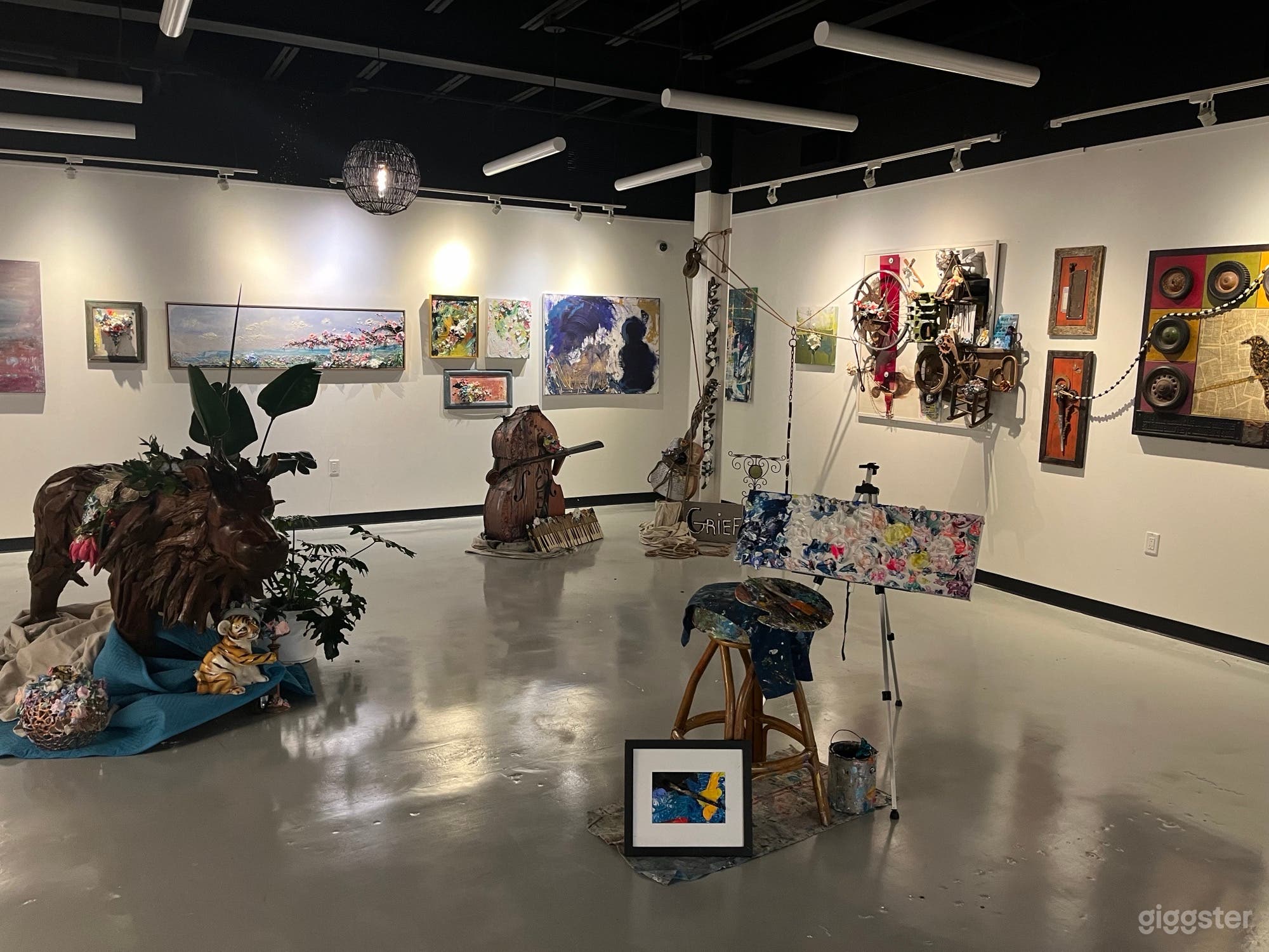 Versatile Creative event space Photo 4