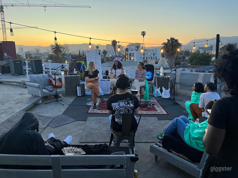  Toit-terrasse à Hollywood avec vue sur les collines d'Hollywood et DTLA 