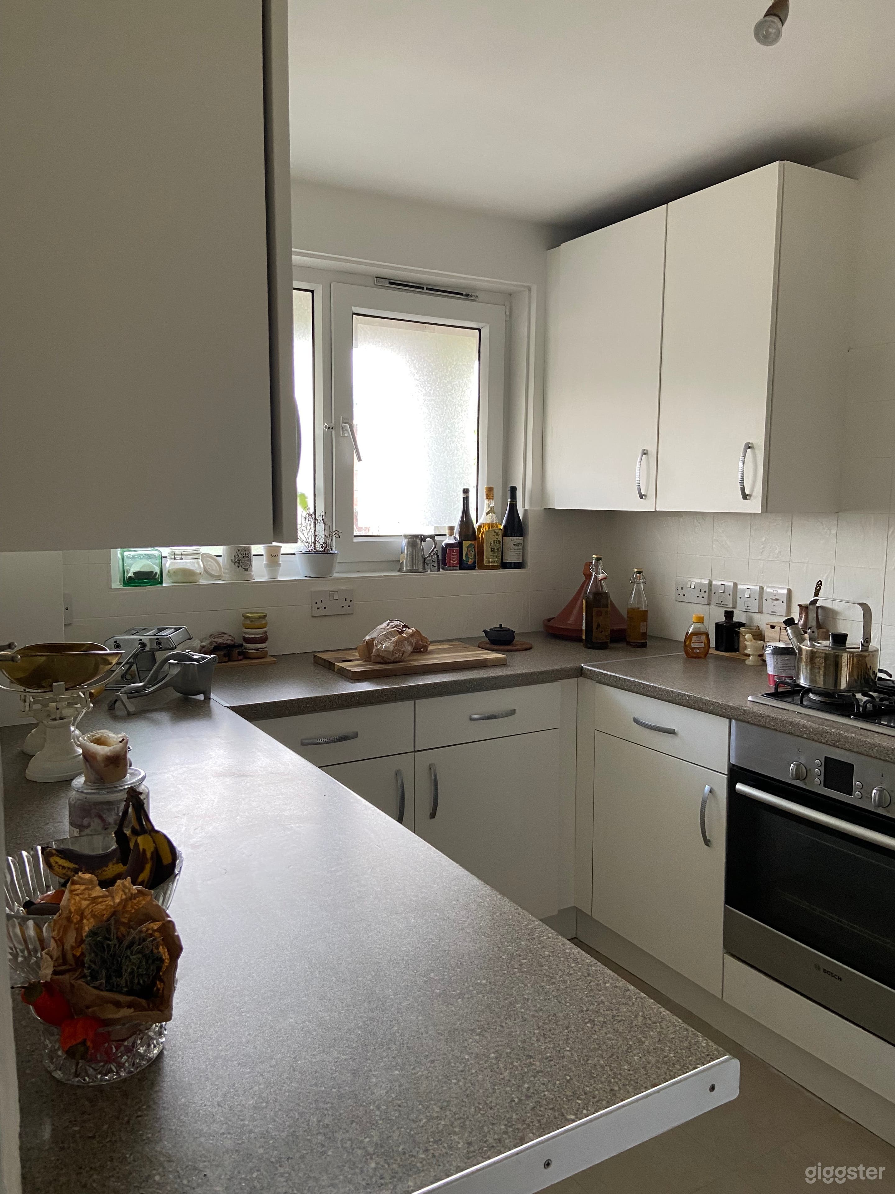 East London Maisonette Apartment natural light Photo 4