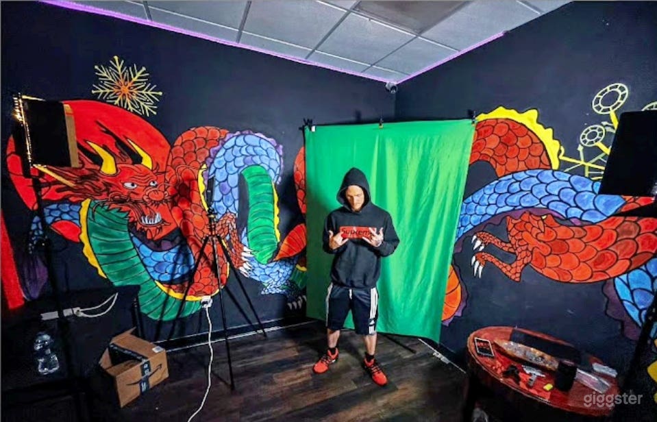 Versatile Premier Studio (Buy Out) Photo 4