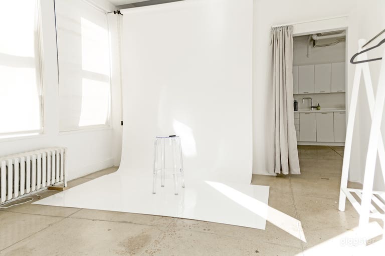  Classic New York Chelsea Loft Studio 