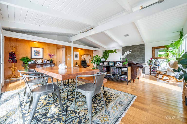  'Modern Tropical' Mid-Century Ranch with Pool (Cliff May) 