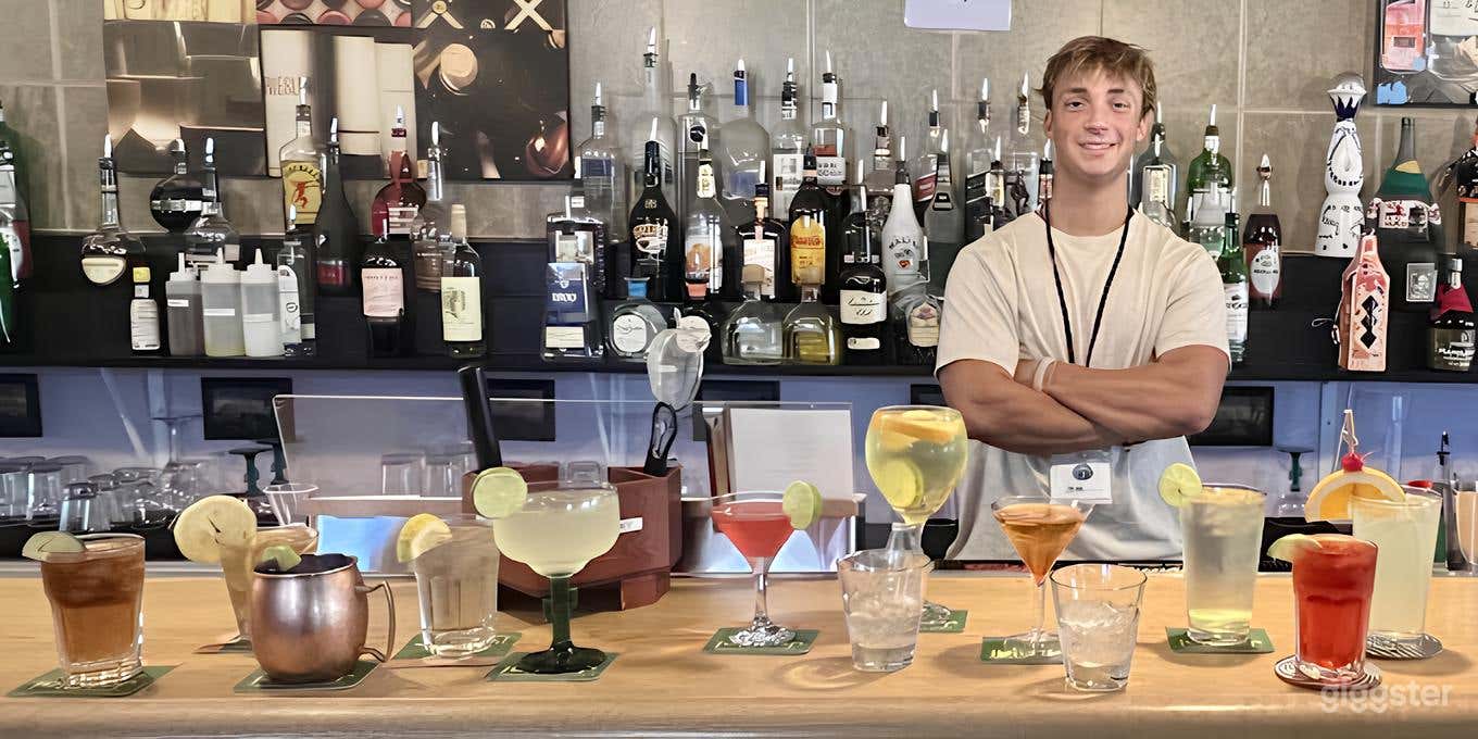 Premier Mixology School Photo 2