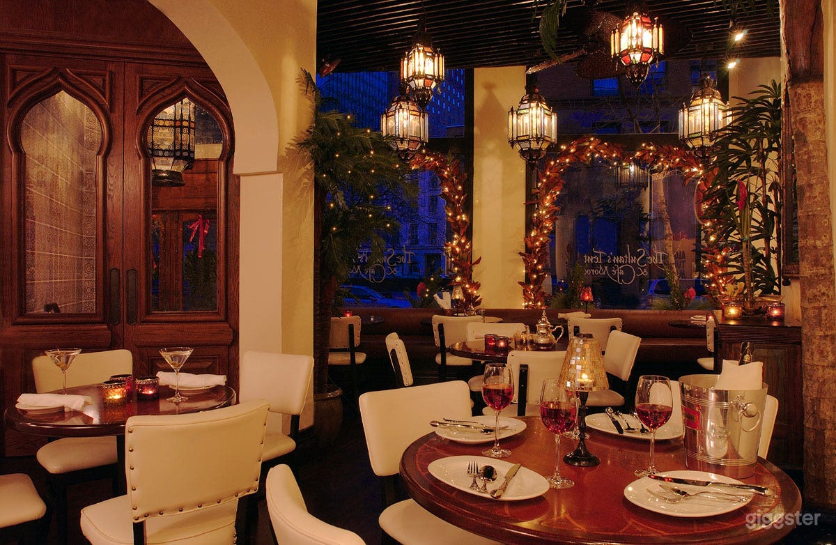 Toronto's Most Iconic Restaurant  Photo 4